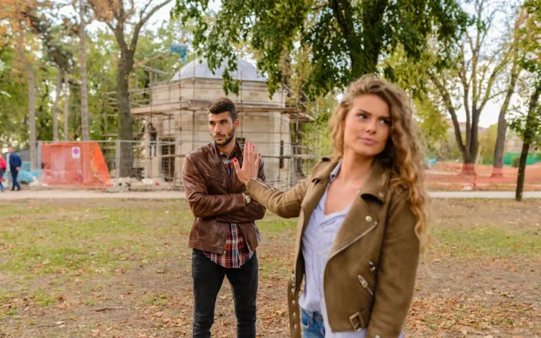 De Vrouwelijke Narcist: 12 Signalen en Kenmerken Herkennen