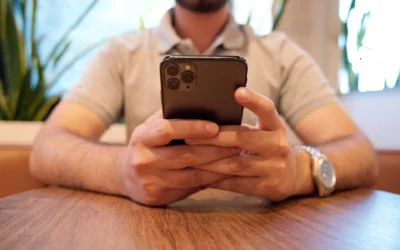 De impact van sociale media in narcistische relaties | Digitaal narcisme ontmaskerd